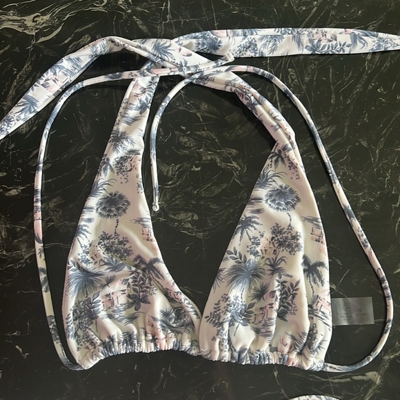 2 piece bathing suit / swimsuit - Picture 2 of 12